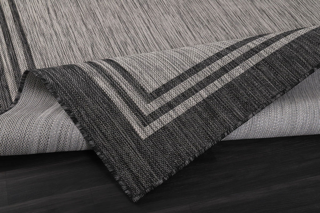 Silver Gray 8'x10' Indoor/Outdoor Area Rug C2626