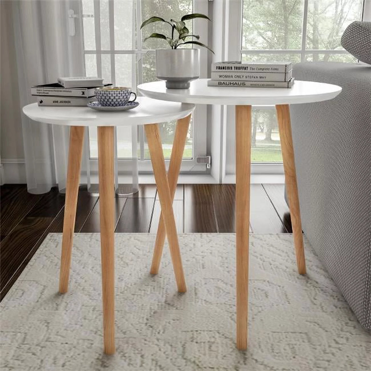 White Set of 2 Nesting End Tables V230875