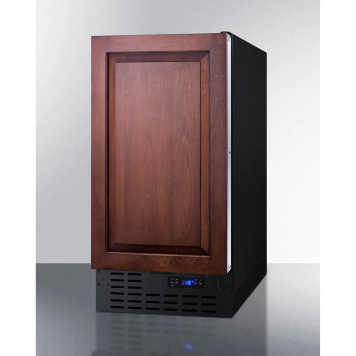 18" Frost-Free Freezer C484